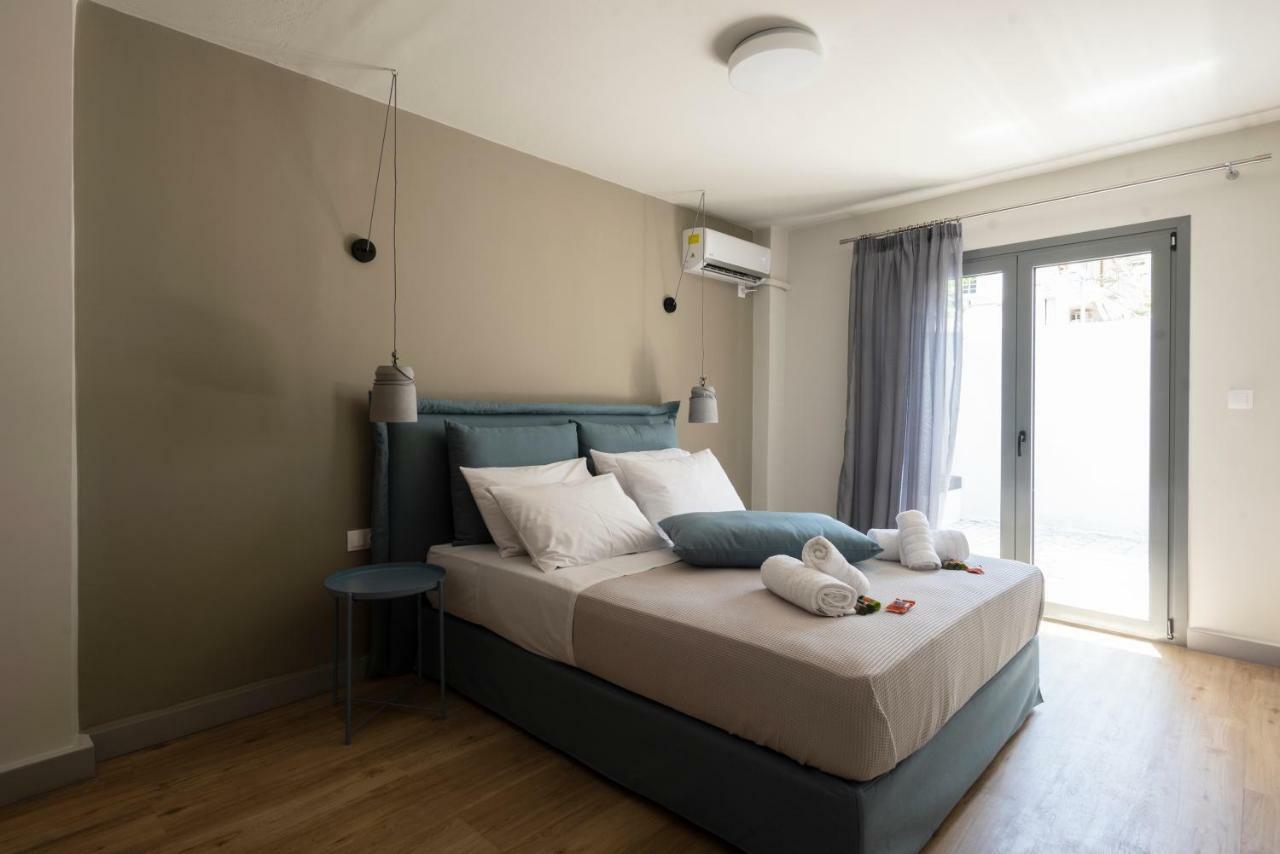 Groundfloor 2Br Apt With Smallyard Near The Heart Of Kalamata Exteriér fotografie