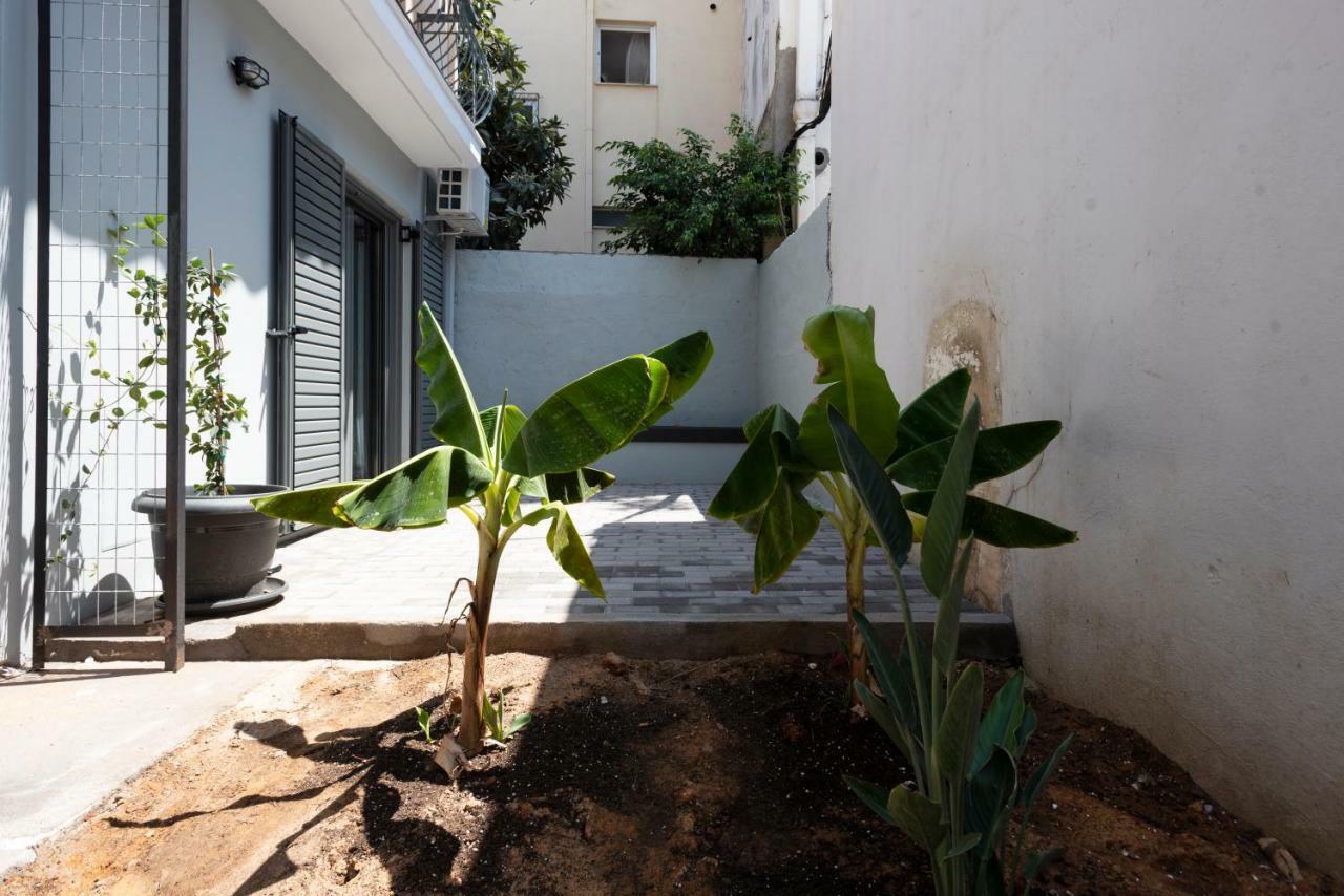 Groundfloor 2Br Apt With Smallyard Near The Heart Of Kalamata Exteriér fotografie